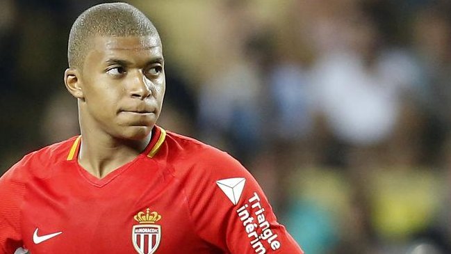 Kylian Mbappé está a un paso de recalar en Paris Saint-Germain junto con Fabinho