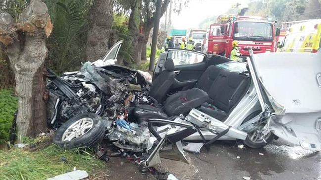 San Felipe: Automovilista en riesgo vital tras chocar de frente contra un bus