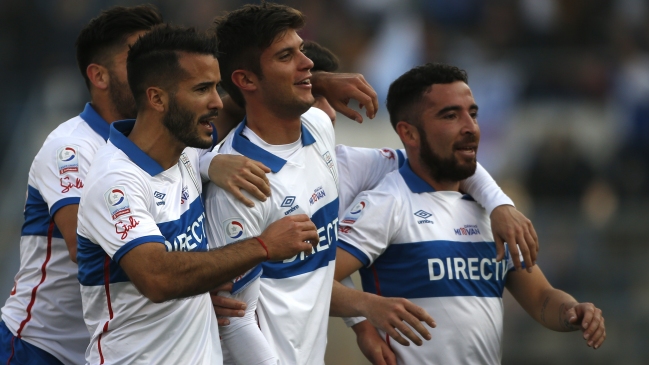 U. Católica logró su primera victoria en el Transición a costa de Curicó Unido