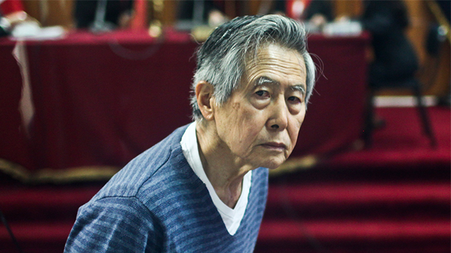 Ex presidente Fujimori internado en clínica peruana por problemas cardíacos