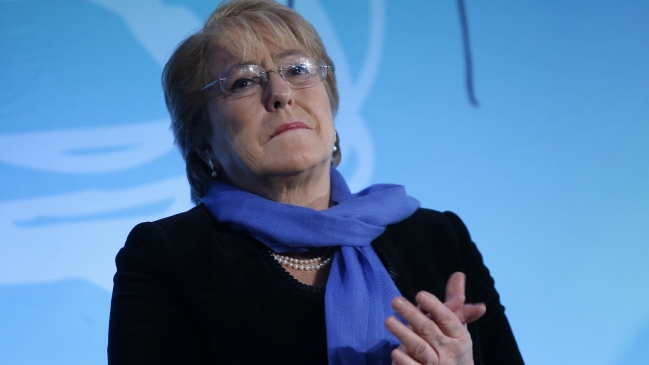 Bachelet entró al debate por Dominga: Es posible hacer crecer Chile con responsabilidad ambiental