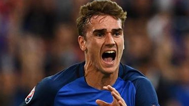Técnico de Francia defendió a Antoine Griezmann de las críticas