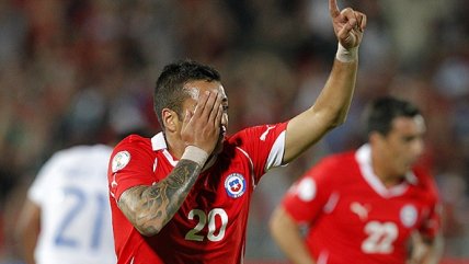   Rumbo a Brasil 2014, Chile venció a Paraguay como local con goles de Contreras y Campos 