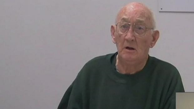 Amplían condena a sacerdote con múltiples casos de pederastia de Australia