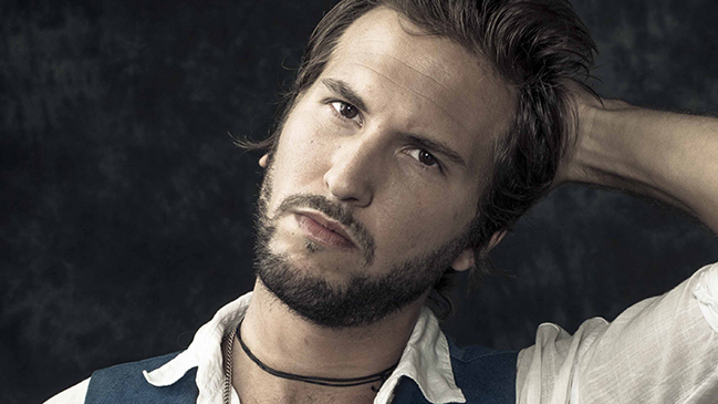 Gonzalo Yáñez estrena canción sobre el maltrato a la mujer