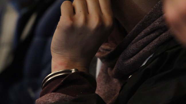 Prisión preventiva para hombres que utilizaban a niño del Sename para delinquir