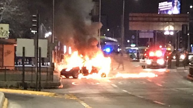 Delincuentes robaron 200 millones de pesos desde tienda Paris en Mall Plaza Vespucio