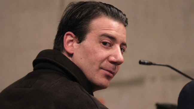 Tea Time entregó su versión del robo a la guitarra de Javiera Mena