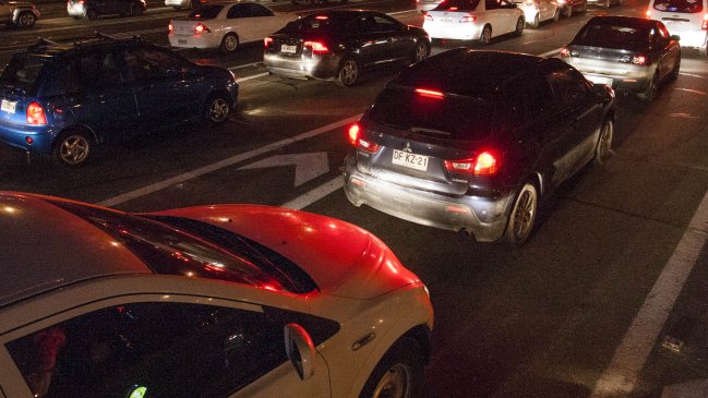 Revisa el estado del tránsito, el Metro y Transantiago