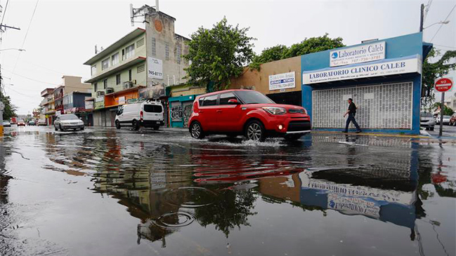 Paso del huracán Irma dejó tres muertos y varios daños materiales en Puerto Rico