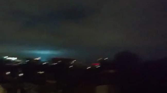 Luces en el cielo sorprendieron a los mexicanos en pleno terremoto