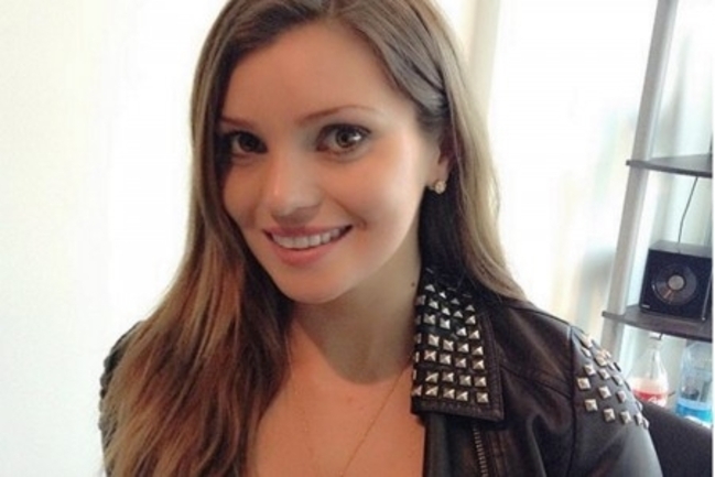 Faloon Larraguibel está muy contenta con su nuevo rol en televisión