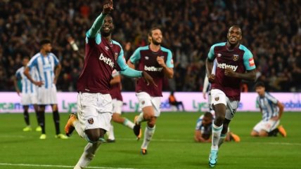 West Ham United impidió que Huddersfield alcanzara a los líderes de la Premier