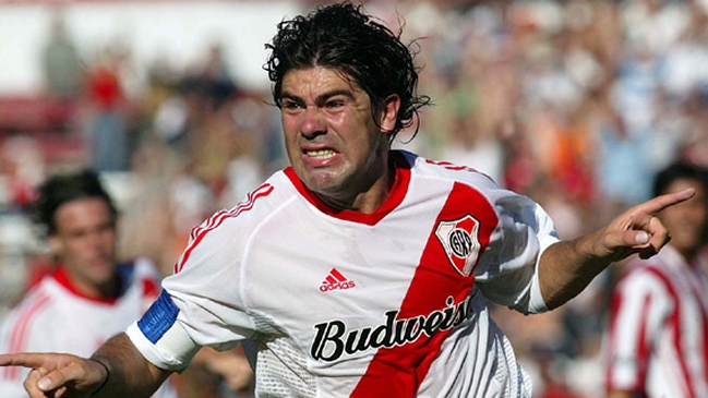 River Plate homenajeó a Marcelo Salas a 21 años de su estreno con los 