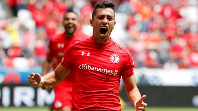 Toluca de Osvaldo González derrotó a Querétaro y escaló al tercer lugar en la clasificación