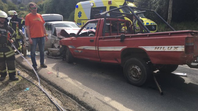 Accidente de tránsito múltiple dejó a 12 personas heridas en Valdivia