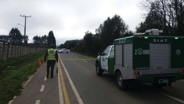 Investigan muerte de joven de 27 años en camino rural de Paillaco