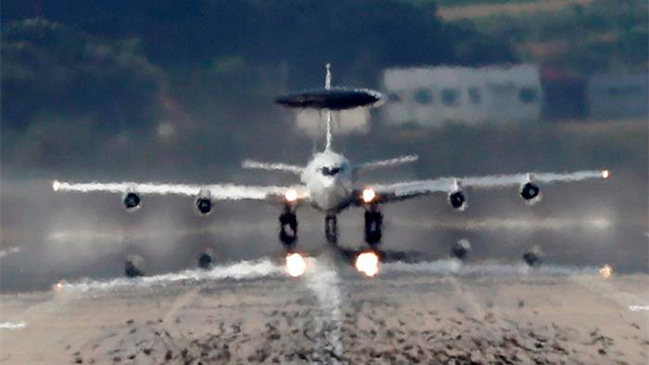 Cazas y bombarderos de EE.UU. simulan un ataque cerca de Corea del Norte