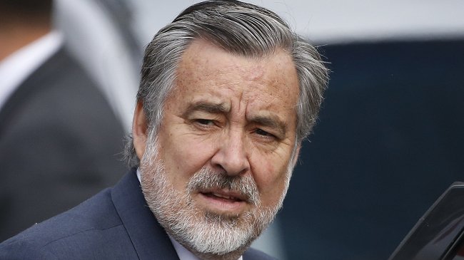 Guillier contra Fiscalía: La gente quiere que se investiguen los delitos contra la propiedad