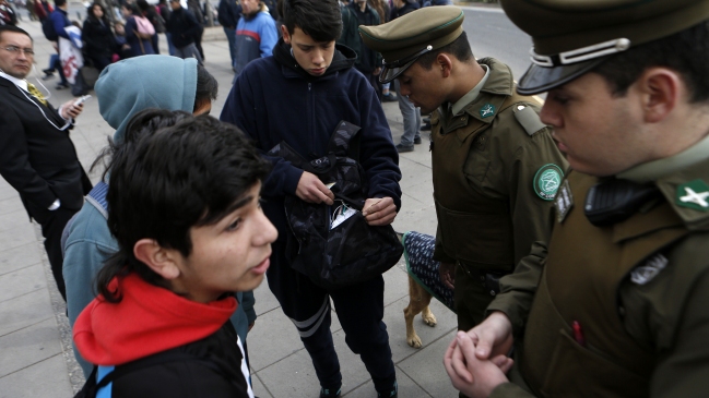 Unicef criticó proyecto para ampliar control preventivo de identidad a menores