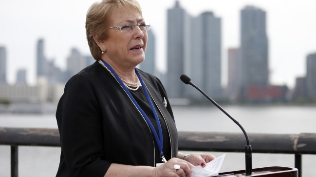 Bachelet: 