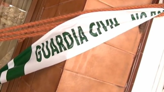 España: Cuatro menores convivieron con cadáver de su madre y su pareja por cinco días