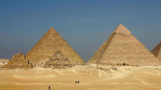 Papiro revela cómo se construyó la gran pirámide de Giza