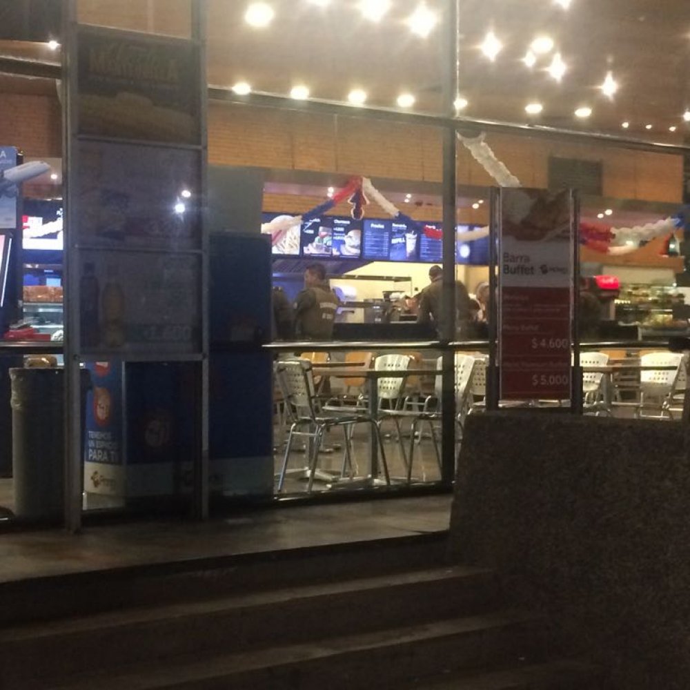 Delincuentes robaron caja fuerte desde servicentro en Lampa