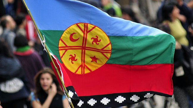 Experto en pueblos indígenas: Chile está atrasado y eso genera desesperanza