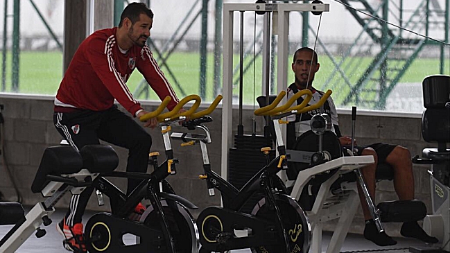Rodrigo Mora volvió a los trabajos físicos en River Plate tras superar operación de cadera