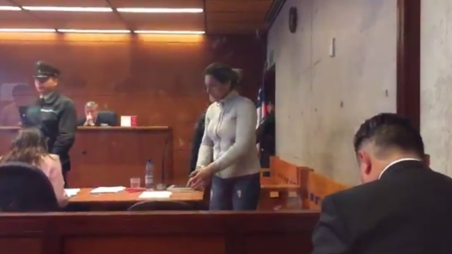 Conductora que intentó huir de Carabineros quedó en prisión preventiva