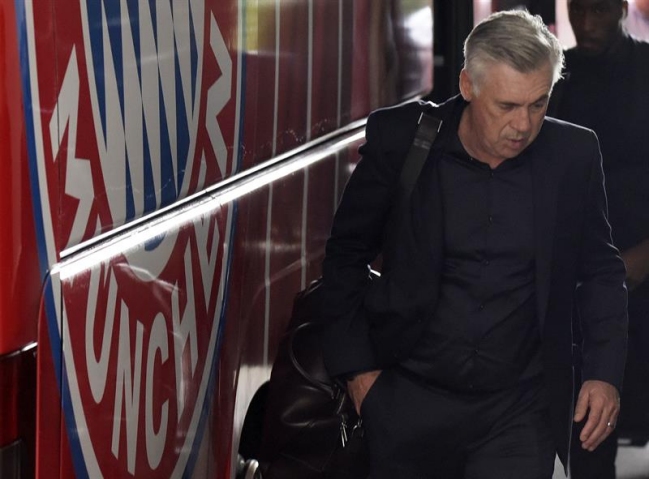 Presidente de Bayern: Ancelotti tenía en contra a cinco jugadores importantes