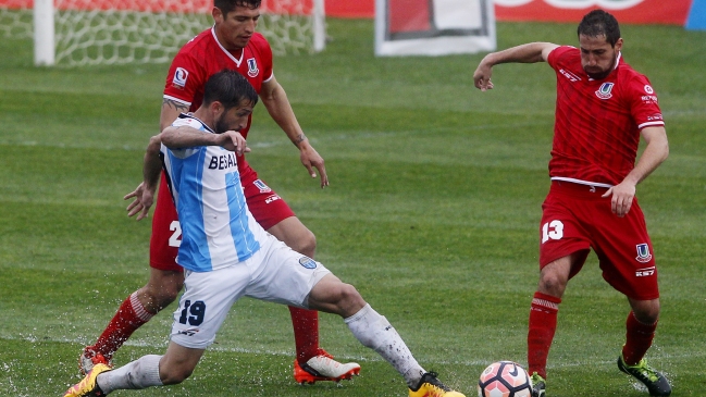 Unión La Calera derrotó a Magallanes y consolidó el liderato de la Primera B