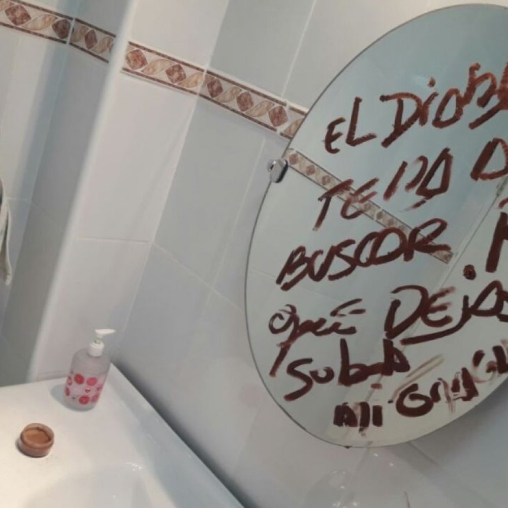 Ladrones dejaron satánico mensaje en casa de Arica