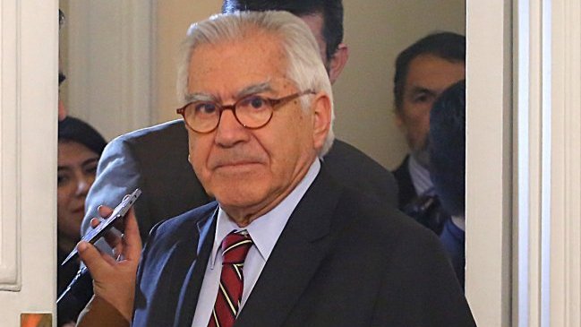 Chile Vamos desechó acusación constitucional y resolvió interpelar a ministro del Interior