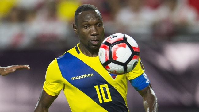 Walter Ayoví: Ecuador debe jugar ante Chile con dignidad, las posibilidades todavía están