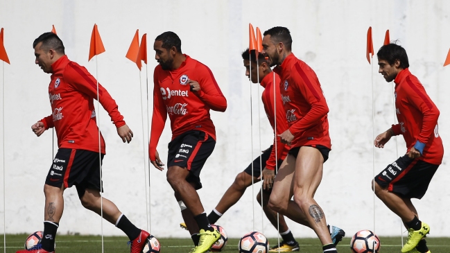 La selección chilena se prepara para el crucial duelo ante Ecuador