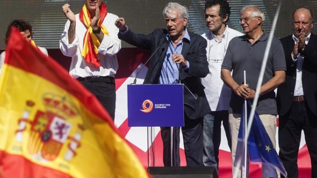 Vargas Llosa: Conjura independentista no destruirá España  
