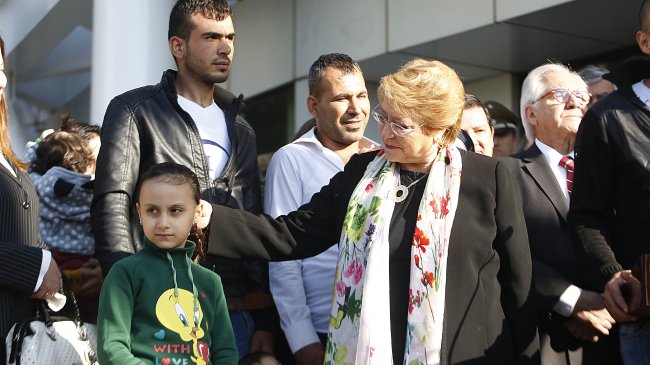 Catorce familias de refugiados sirios inician hoy en Chile una nueva vida