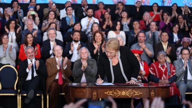 Presidenta Bachelet promulga el nuevo Ministerio de las Culturas, las Artes y el Patrimonio