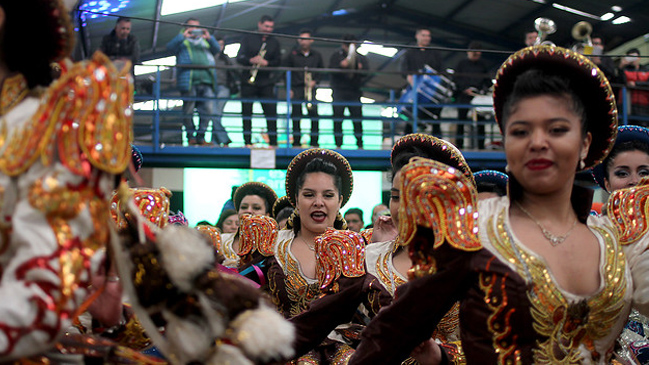 Reflejo de la diversidad cultural: Los detalles de la 2da versión de Santiago es Carnaval