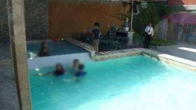 Arrestan a político mexicano que prometía clases de natación a menores y abusaba de ellos