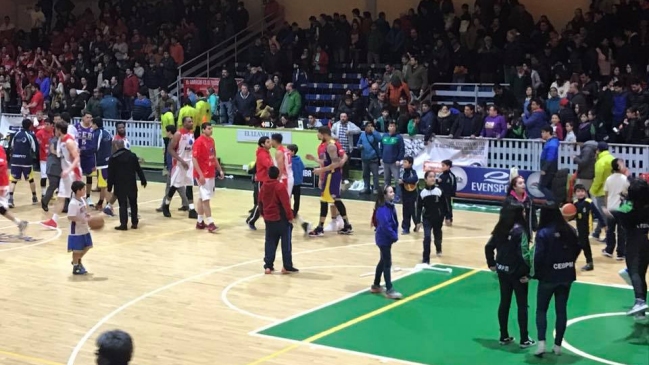 Hincha que protagonizó incidente en Puerto Montt no podrá ingresar al gimnasio