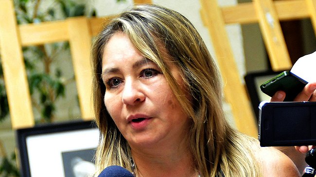 Diputada UDI entregó licencia médica y la aprovechó para hacer campaña