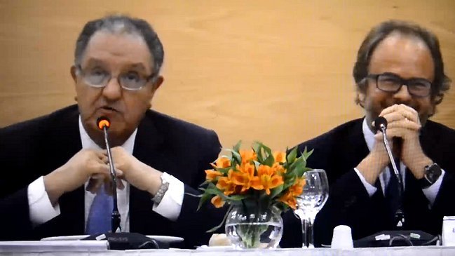 DC respalda a Huenchumilla tras difusión de video de cita con empresarios