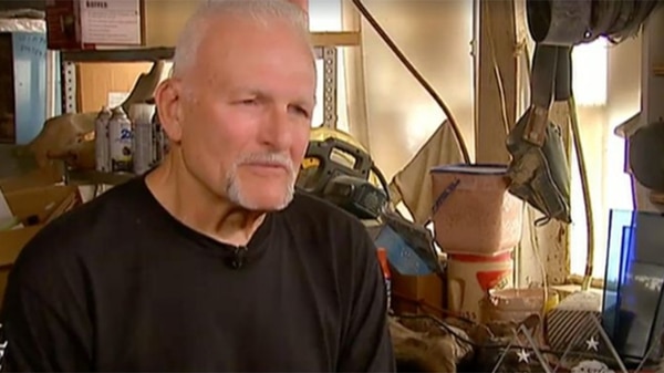 El gran fraude del hombre se hizo pasar por héroe militar y engañó a todo EE.UU.