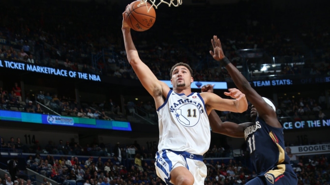 Klay Thomspon guió a Golden State Warriros a su primer triunfo de la temporada en la NBA