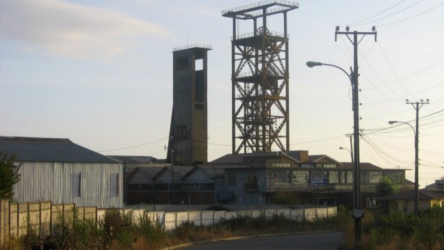 Adolescente en riesgo vital tras caer de torre de 60 metros en Lota