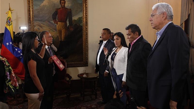 Partido de Leopoldo López tachó de traición que gobernadores juraran ante ANC