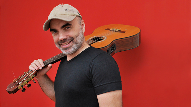 Comediante argentino Zambayonny se presentará por primera vez en Chile